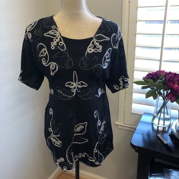 LAUREN MICHELLE V-neck Pullover Embroidered Tunic - Picture 1 of 6